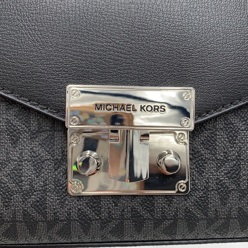 MICHAEL KORS ROSE SMALL XBODY BLACK SIGNATURE COLOR - Picture 14 of 15